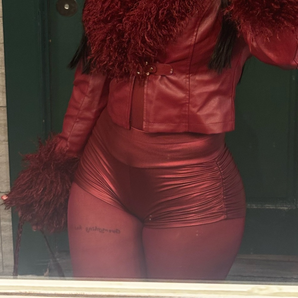 Women's Burgundy shorts & stockings